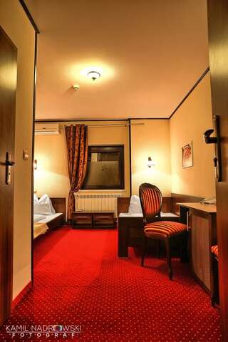 Отель Hotel Zodiak Радомско Двухместный номер с 1 кроватью-5